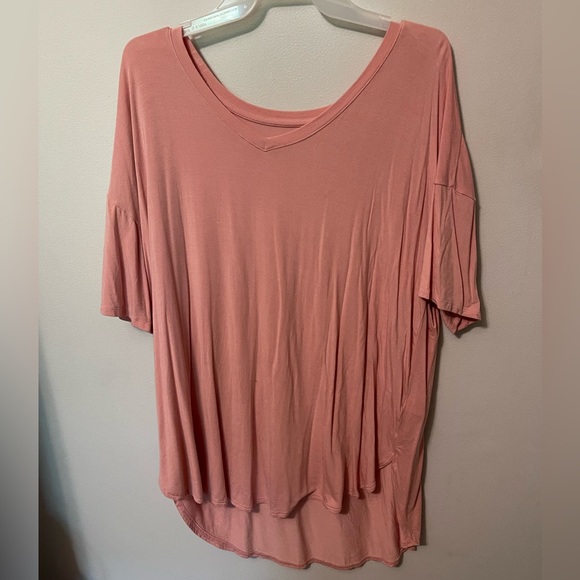 Time and Tru Tops - Light Stretchy T Shirt